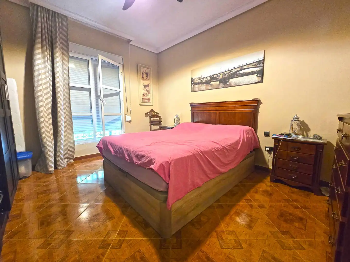 Habitación de Casa o chalet en venta en Mairena del Aljarafe con Jardín privado y Piscina