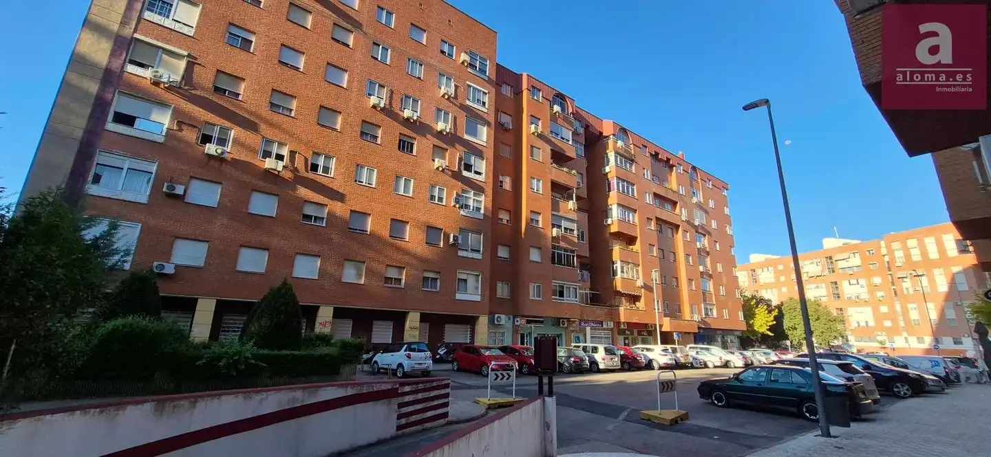 Pis amb ascensor de lloguer a Avenida Isabel de Moctezuma, imagen 10