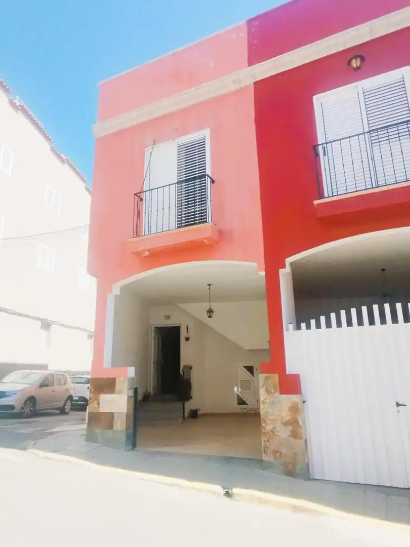Vista exterior de Casa o chalet en venta en Ingenio con Aire acondicionado, Terraza y Trastero
