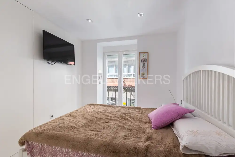 Dormitori de Apartament de lloguer en Valencia amb Aire condicionat, Calefacció i Terrassa