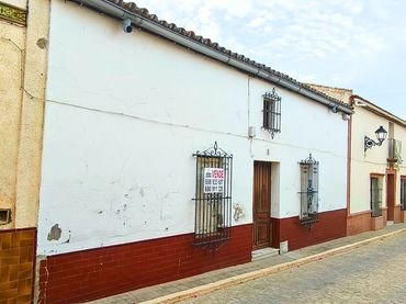 Maison avec jardin à vendre à Calle Manuel Davila Vizcaino 5