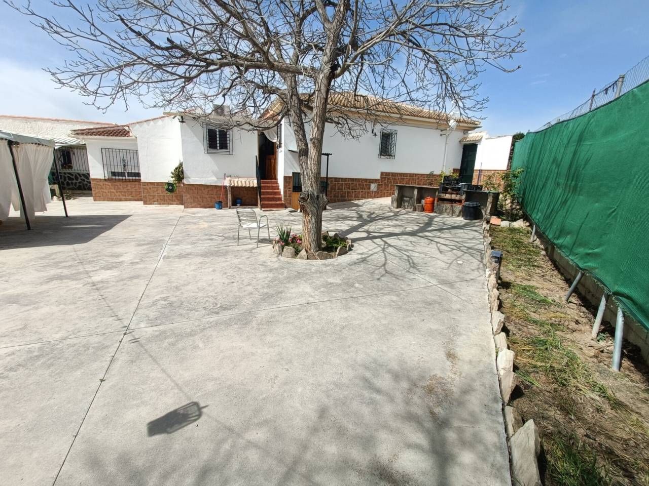 Exterior view of House or chalet for sale in Huétor Tájar  with Air Conditioner, Heating and Private garden