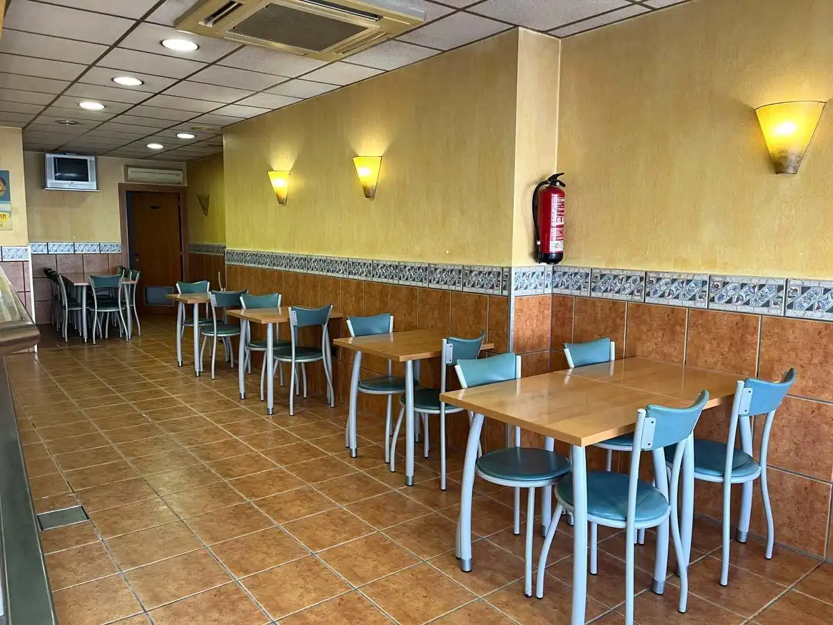 Local en venta en Santa Margarida de Montbui con Aire acondicionado y Amueblado