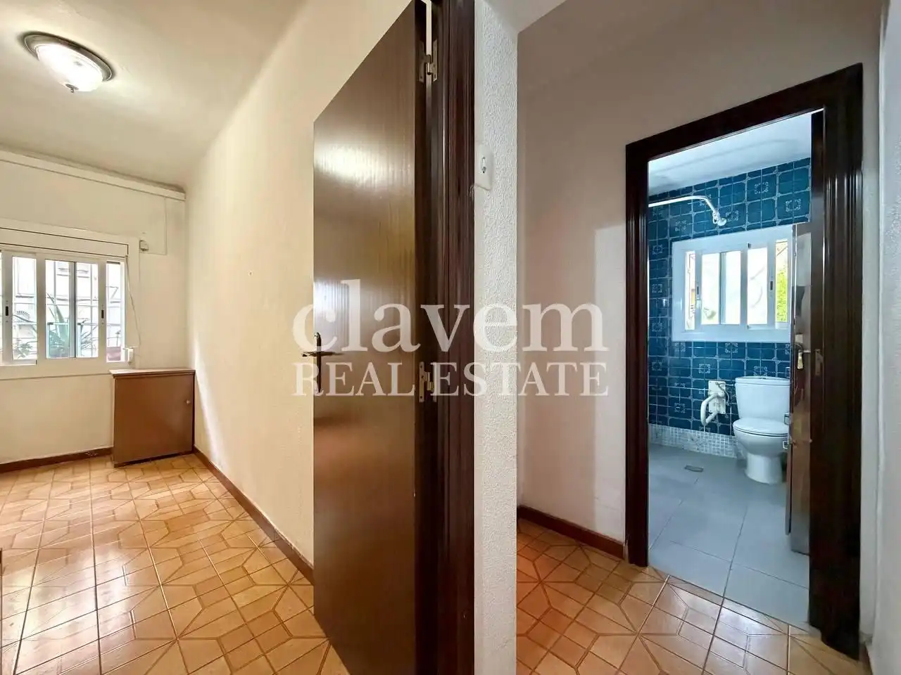 Planta baja en venta en Nou Barris