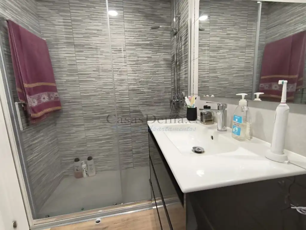 Bathroom of Flat for sale in Dénia