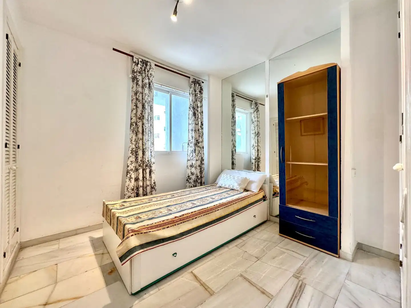 Schlafzimmer von Wohnungen zum Verkauf in Almuñécar mit Terrasse und Möbliert
