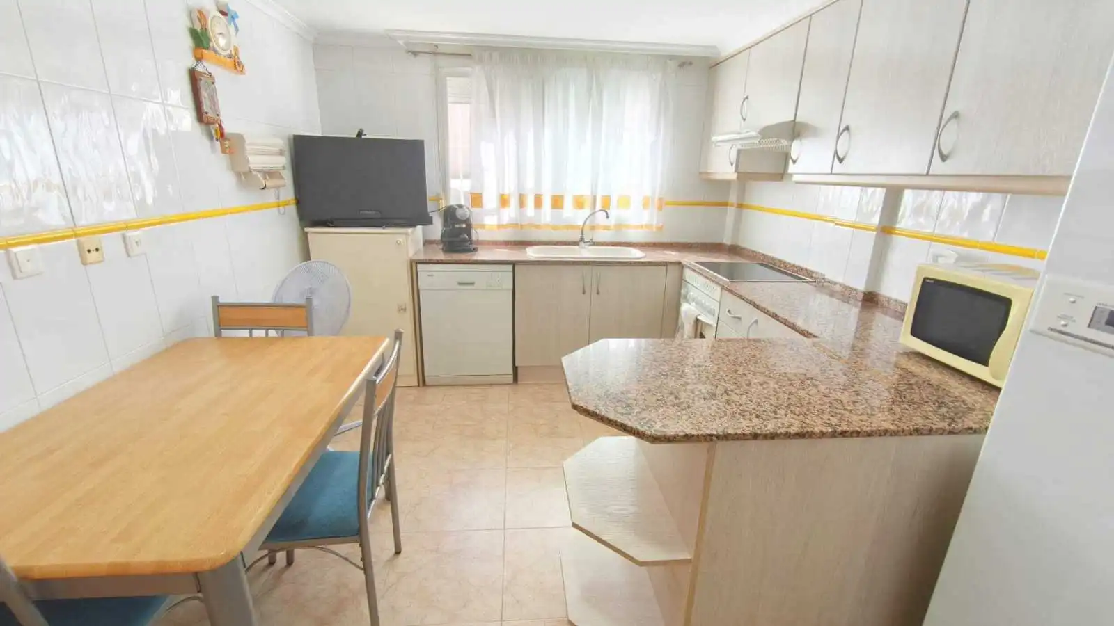 Kitchen of Detached homes for sale in Cullera  with Air Conditioner, Terrace and Swimming Pool