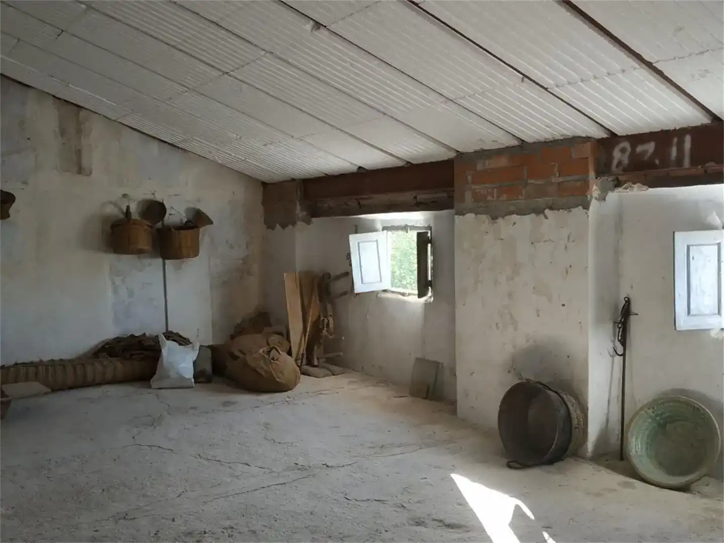 Casa adosada en venda en Galera amb Moblat i Balcó