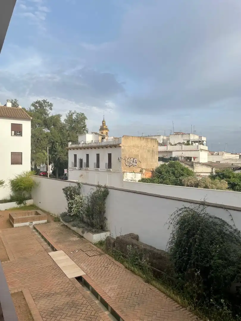 Vista exterior de Piso en venta en Córdoba con Aire acondicionado y Balcón
