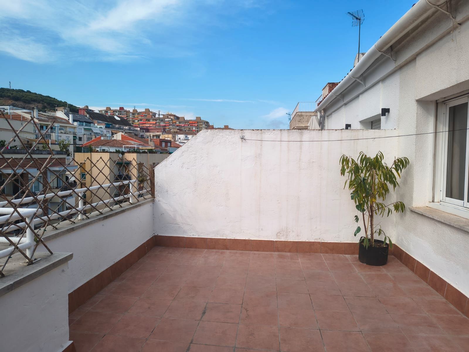 Terrassa de Àtic de lloguer en  Barcelona Capital amb Terrassa i Moblat