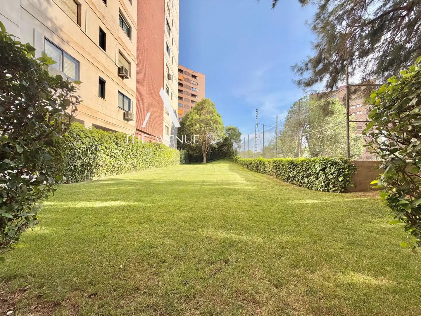 Exterior view of Flat for sale in Madrid  with Air Conditioner, Heating and Parquet flooring