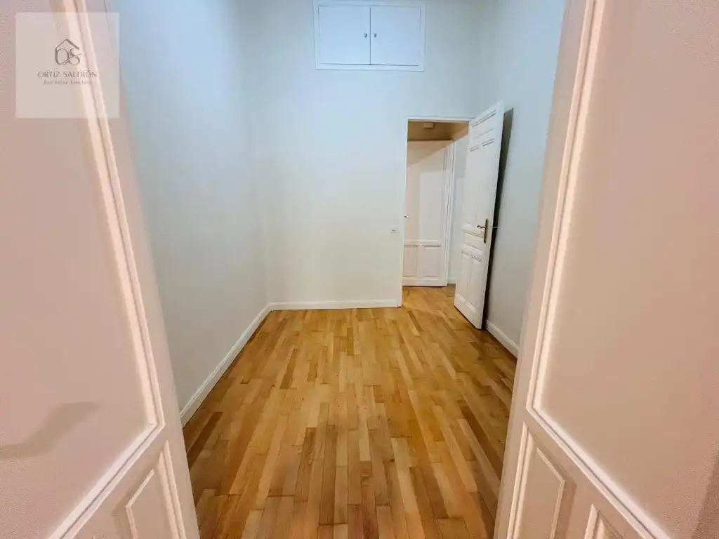 Piso en venta en Madrid con Terraza