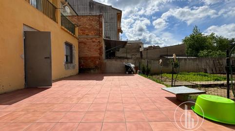 Photo 2 of Single-family semi-detached for sale in  Peru, 10, Olot, Girona