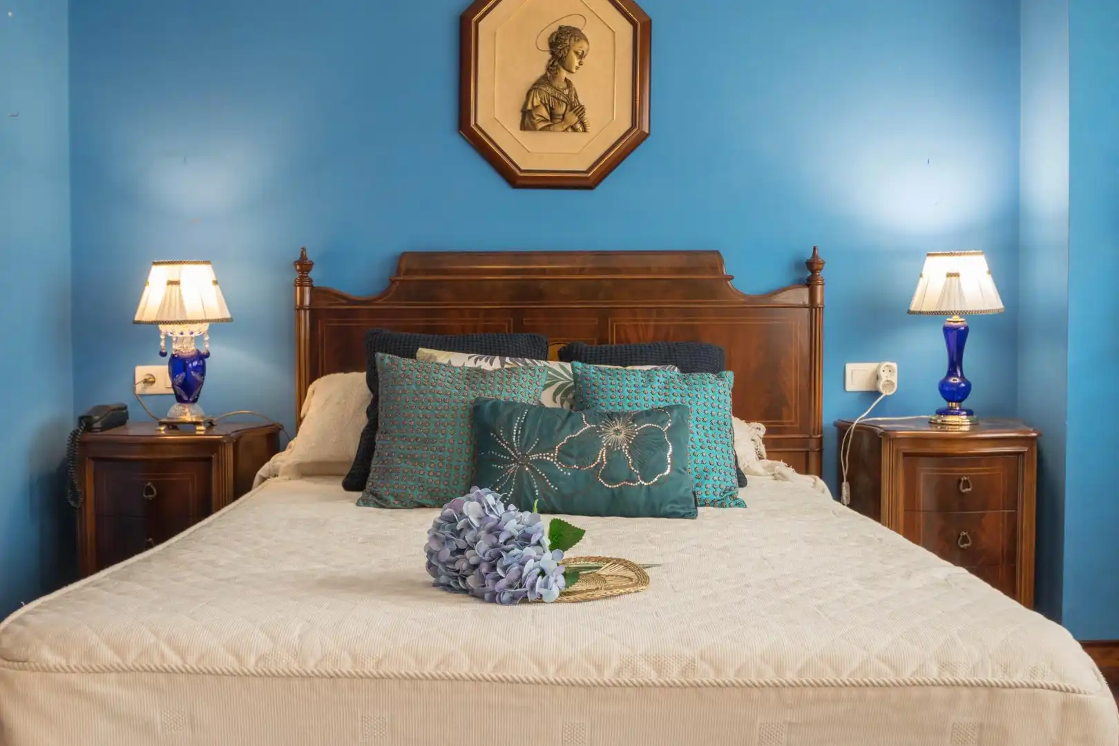 Habitación de Casa adosada en venta en Oleiros con Calefacción, Jardín privado y Parquet