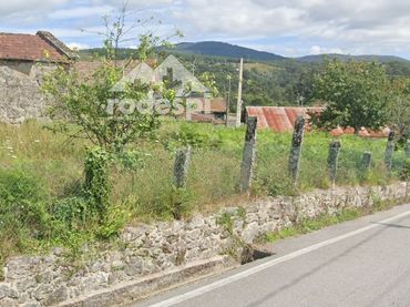 Rustikales Grundstück zum Verkauf in MEIROL - CAMPADOS