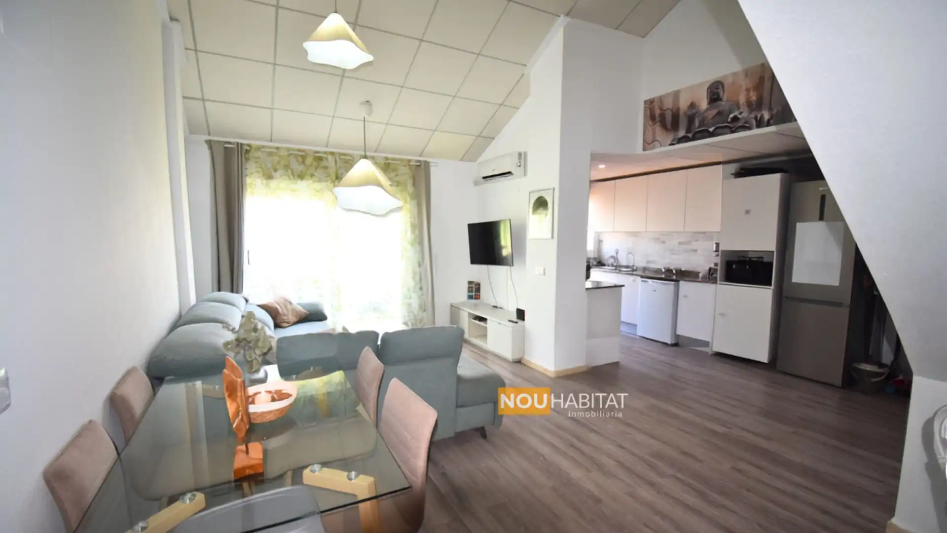 Sala de estar de Ático en venta en Montroi / Montroy con Aire acondicionado y Terraza