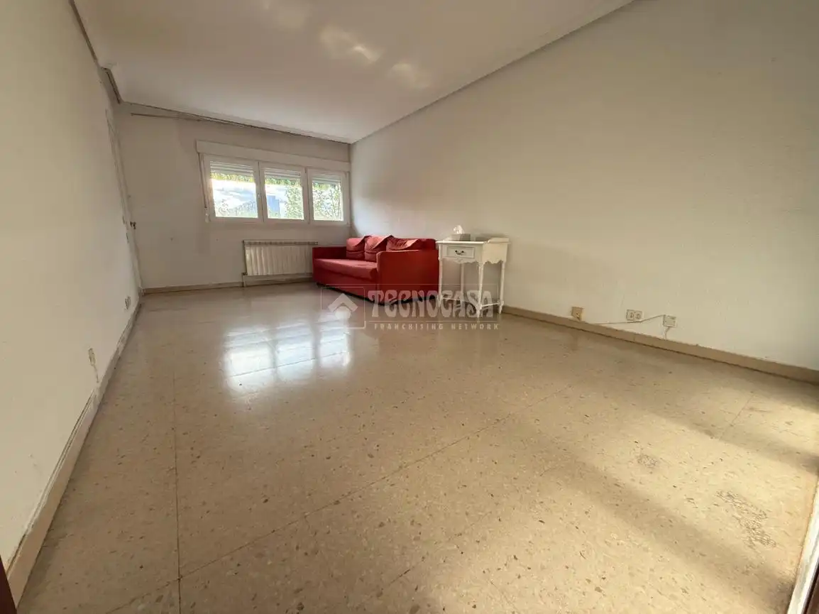 Sala de estar de Piso en venta en  Madrid Capital con Calefacción