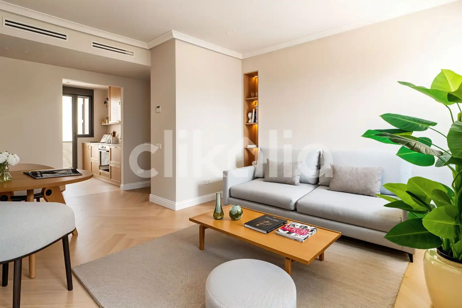 Wohnzimmer von Dachboden zum Verkauf in Madrid mit Klimaanlage, Heizung und Terrasse