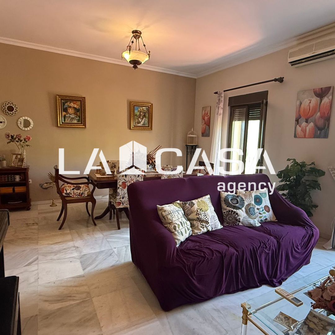 Sala d'estar de Pis en venda en  Sevilla Capital