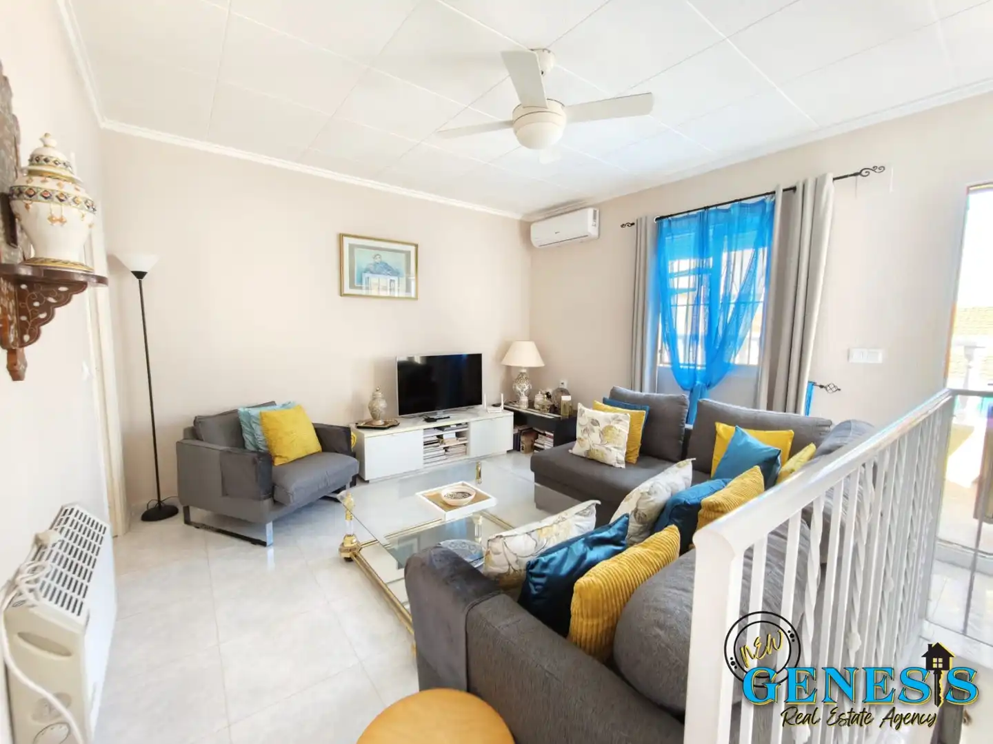 Semi-detached house with terrace for sale in Calle Liszt 269, imagen 14