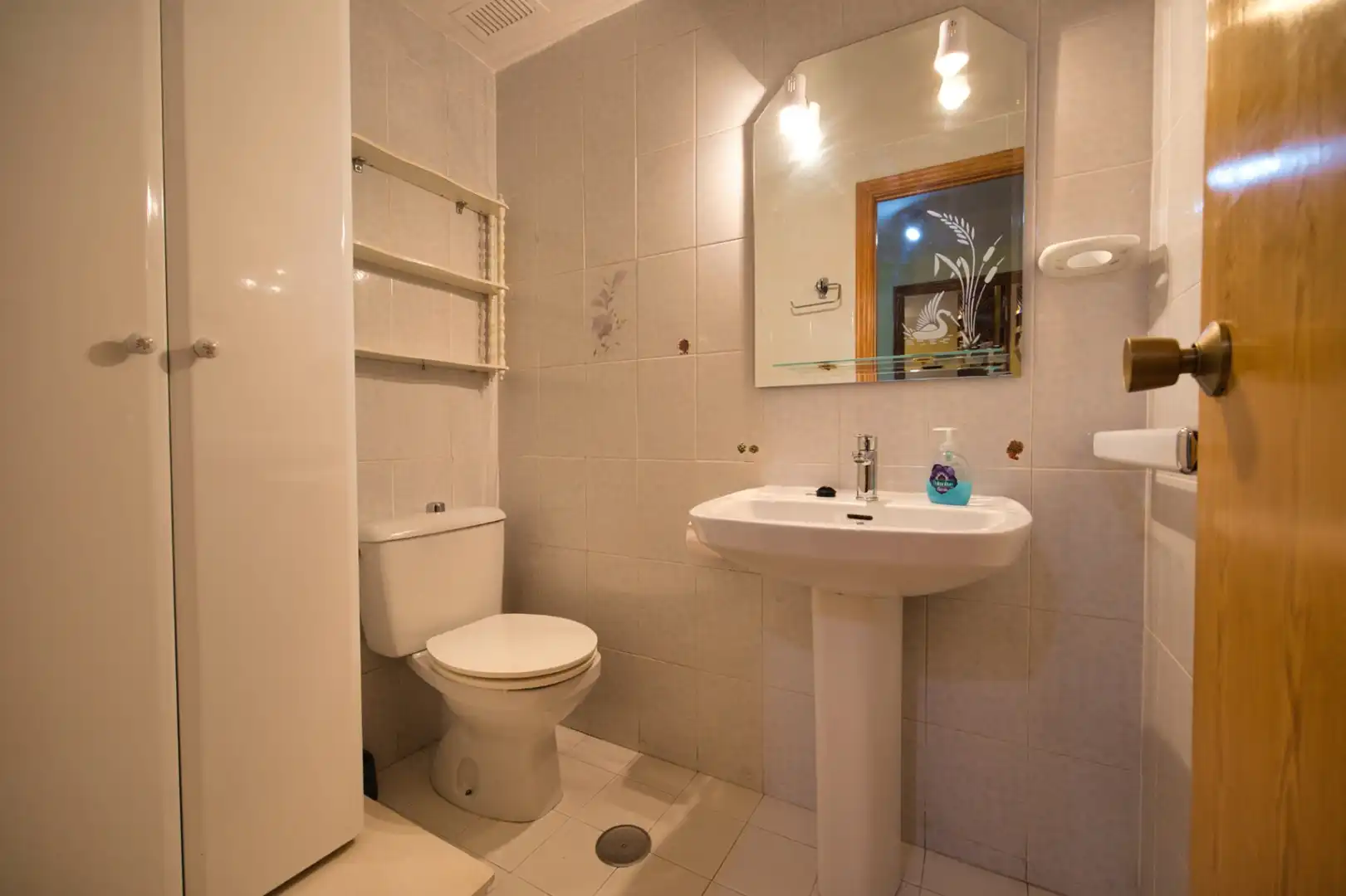 Baño de Piso en venta en El Campello con Aire acondicionado, Calefacción y Jardín privado