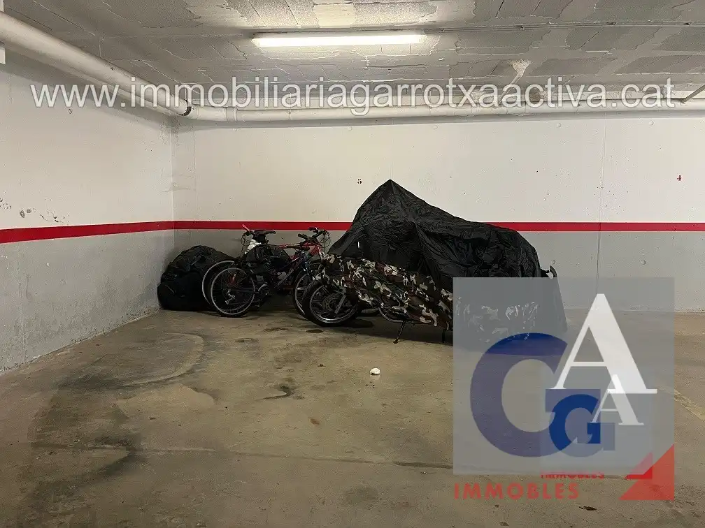 Parking for sale in Olot