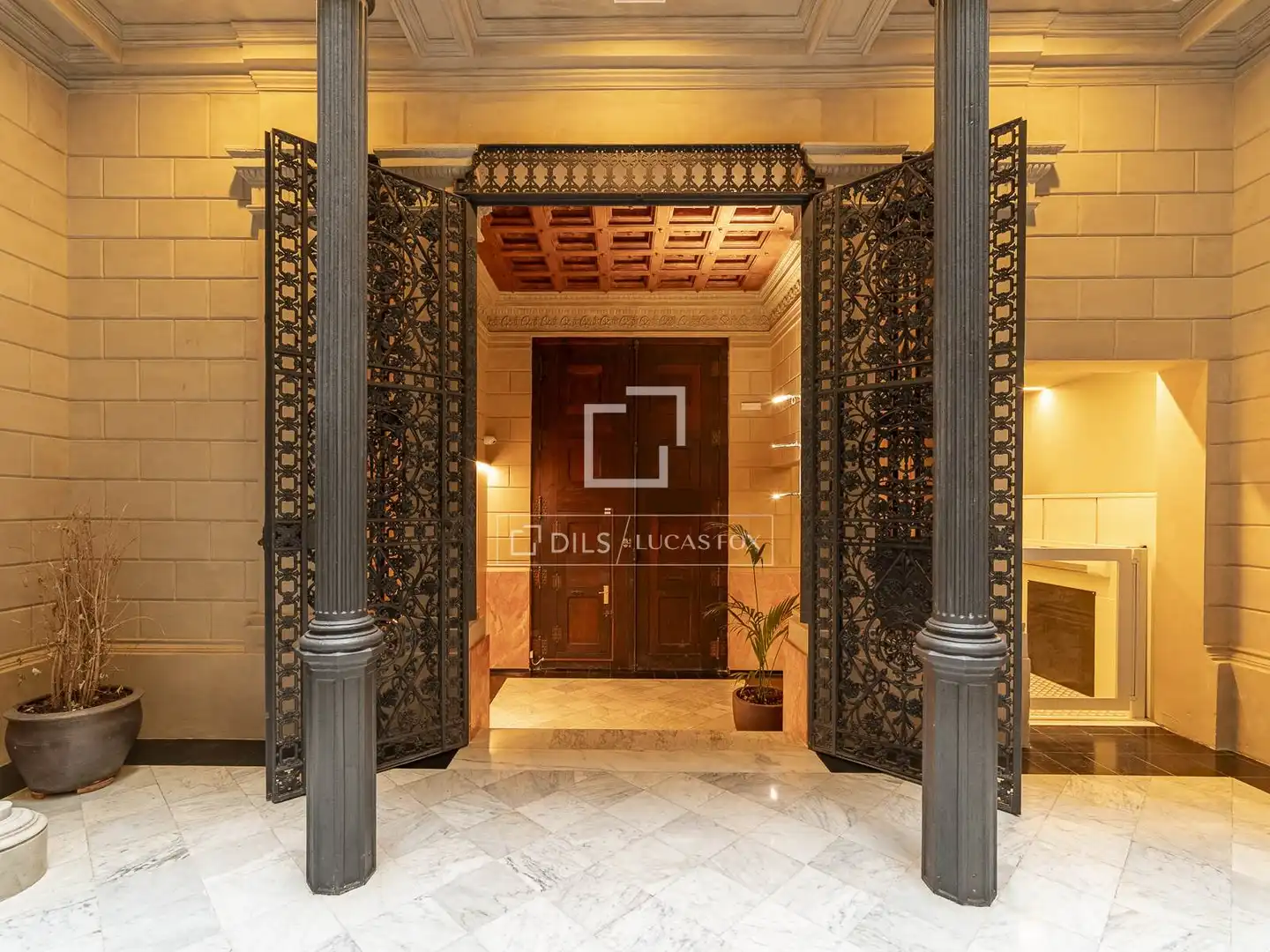 Piso en venta en Barcelona con Aire acondicionado, Calefacción y Parquet