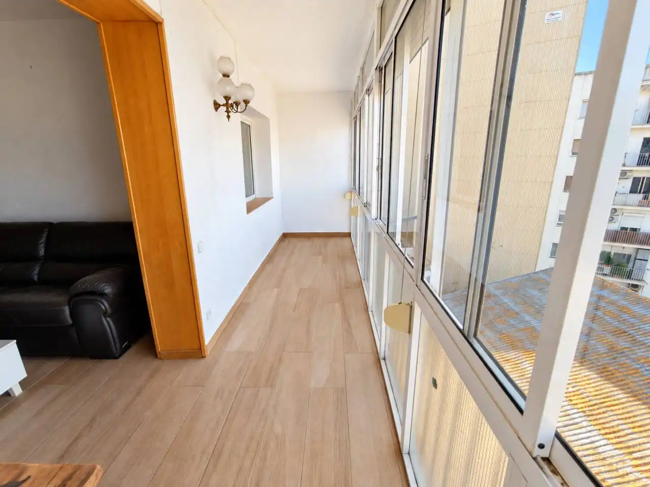 Appartamento con terrazza in affitto a Avenida Prat de la Riba, imagen 5