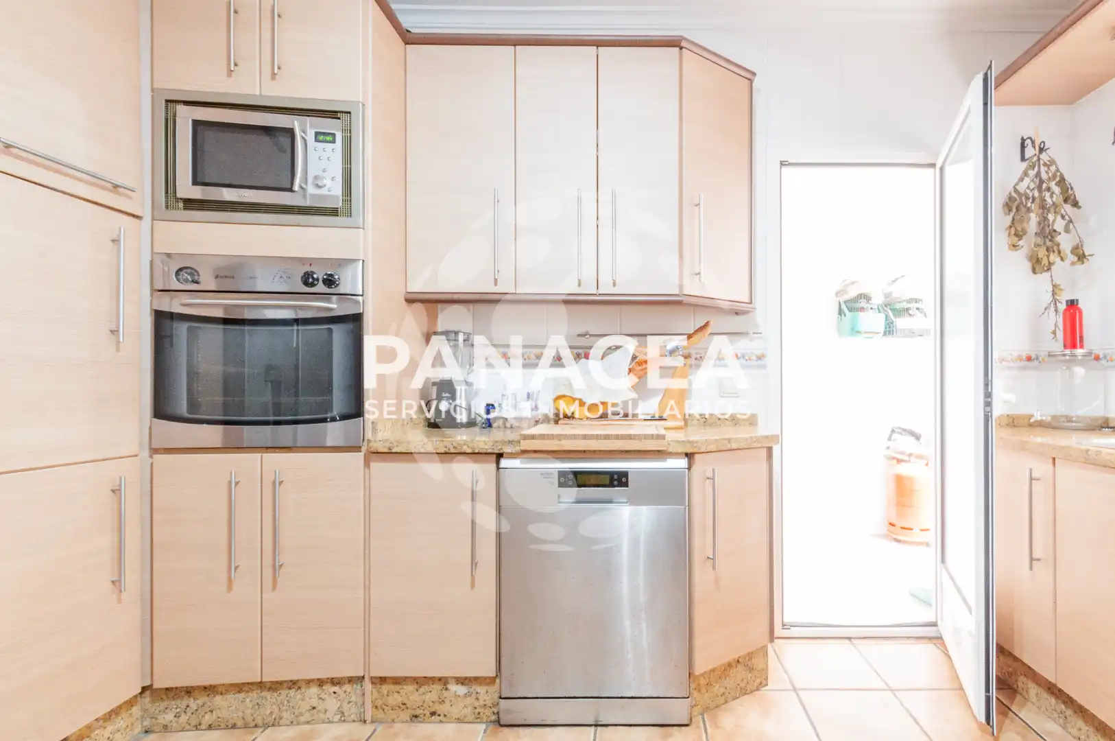 Kitchen of Flat for sale in Roquetas de Mar  with Furnished, Oven and Washing machine