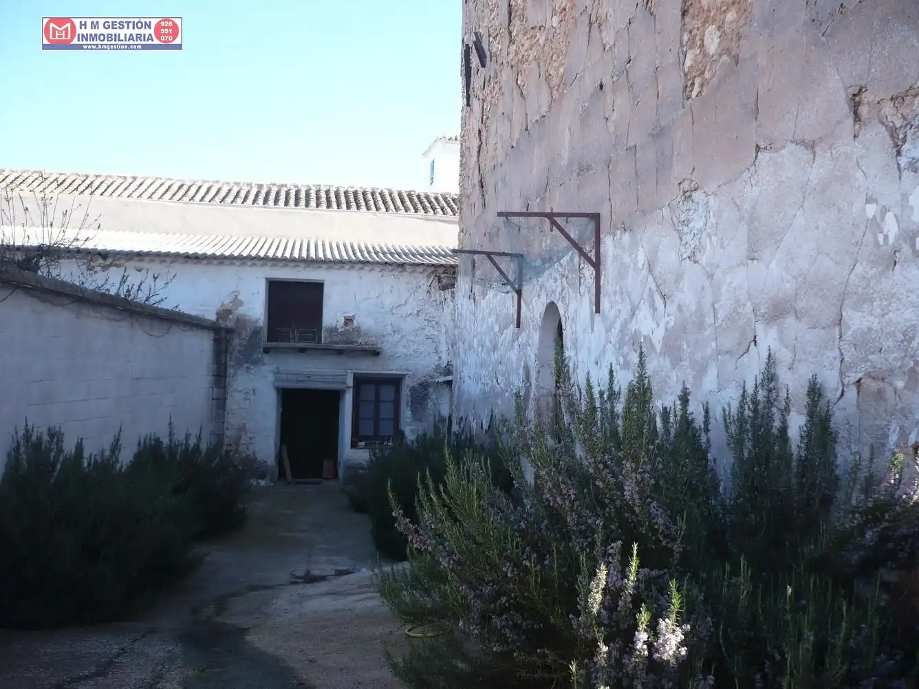 Vista exterior de Casa o xalet en venda en Alcázar de San Juan amb Jardí privat i Terrassa