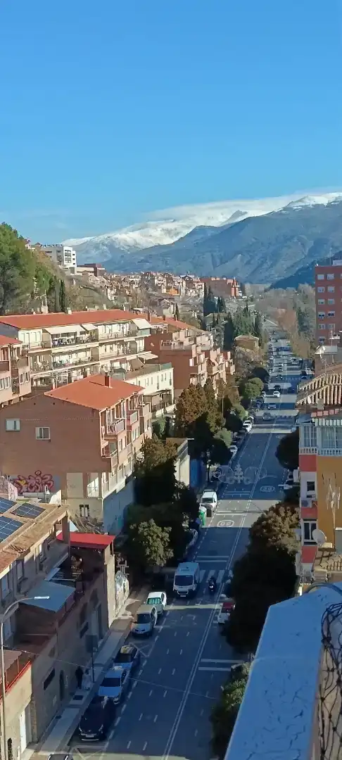 Vista exterior de Pis en venda en  Granada Capital