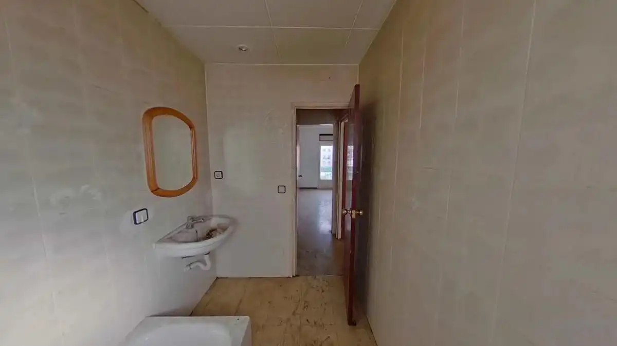 Bany de Apartament en venda en Girona amb Balcó