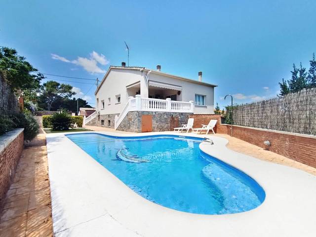 Casa-chalet en Venta en Olèrdola