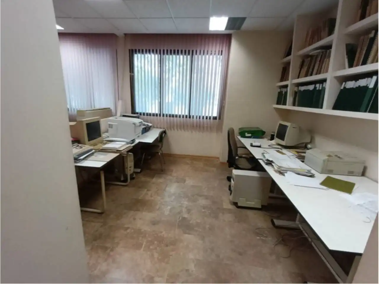 Gewerbefläche zur Miete in Avenida Sinforiano Madroñero, imagen 10