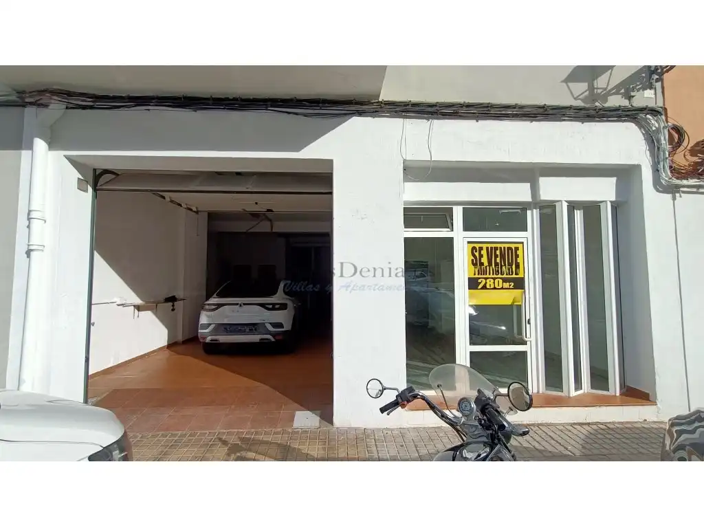 Local comercial en venta en Calle Doctor Fleming