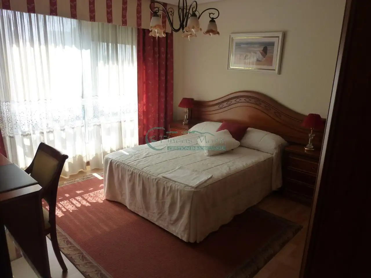 Habitación de Piso de alquiler en Vigo  con Calefacción, Trastero y Amueblado
