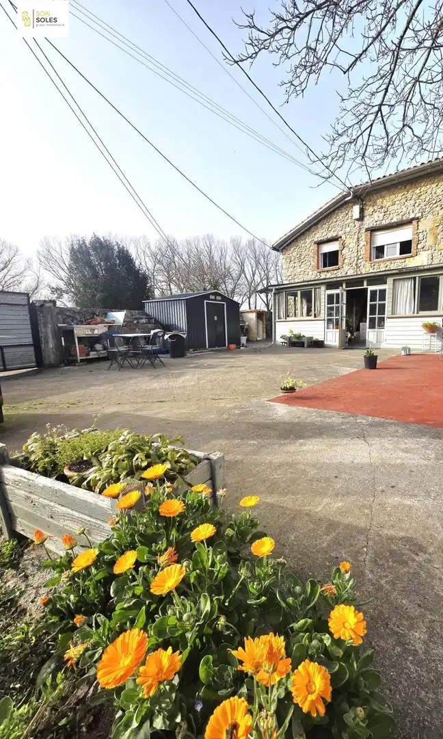Terrasse von Haus oder Chalet zum Verkauf in Marina de Cudeyo mit Heizung, Privatgarten und Abstellraum