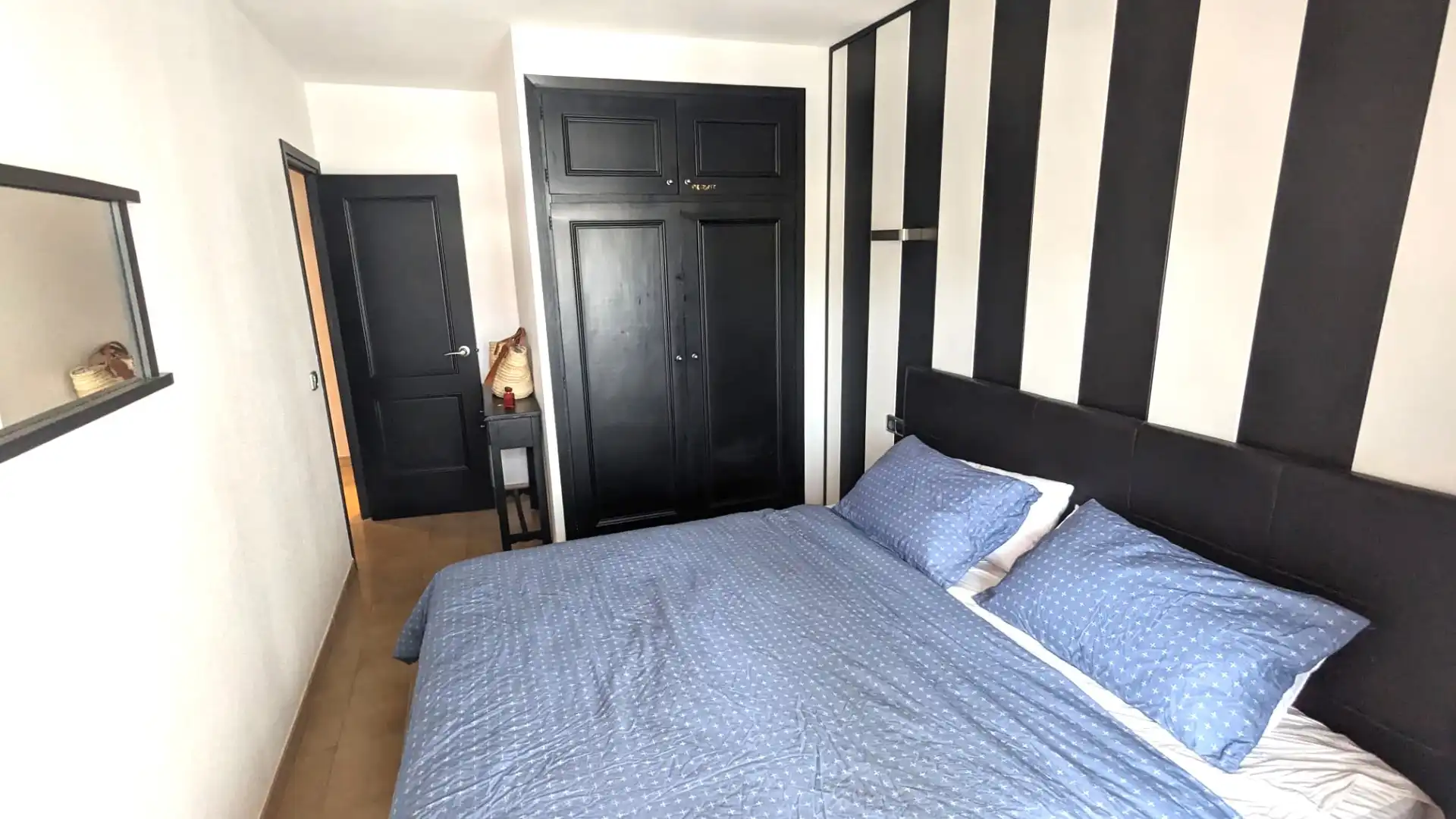 Habitación de Apartamento de alquiler en L'Estartit con Aire acondicionado, Calefacción y Terraza