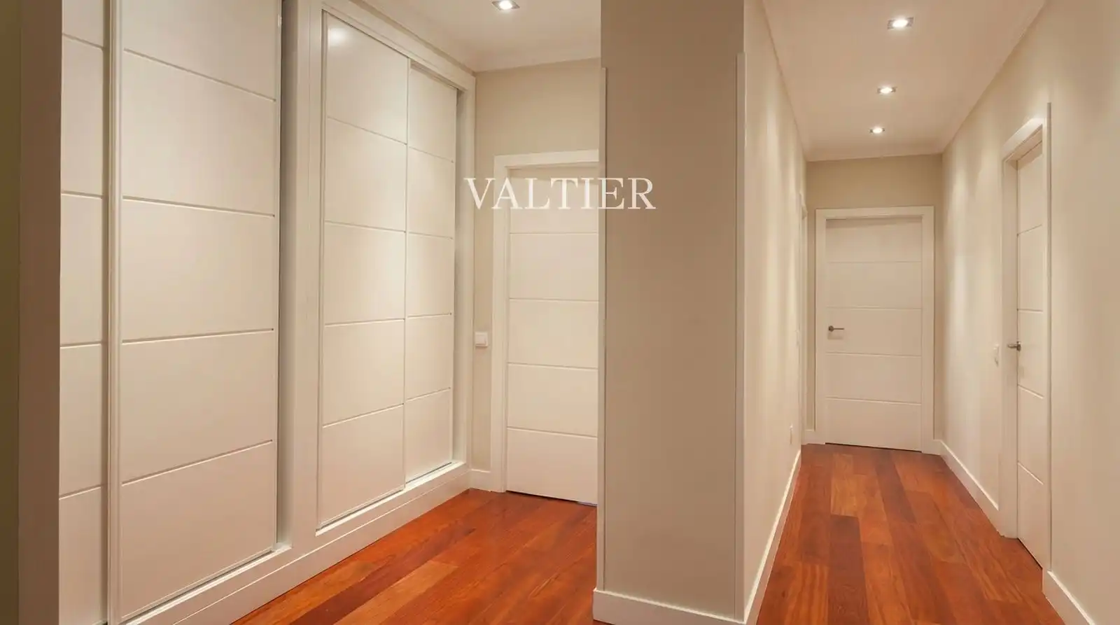Flat for rent in Madrid  with Air Conditioner