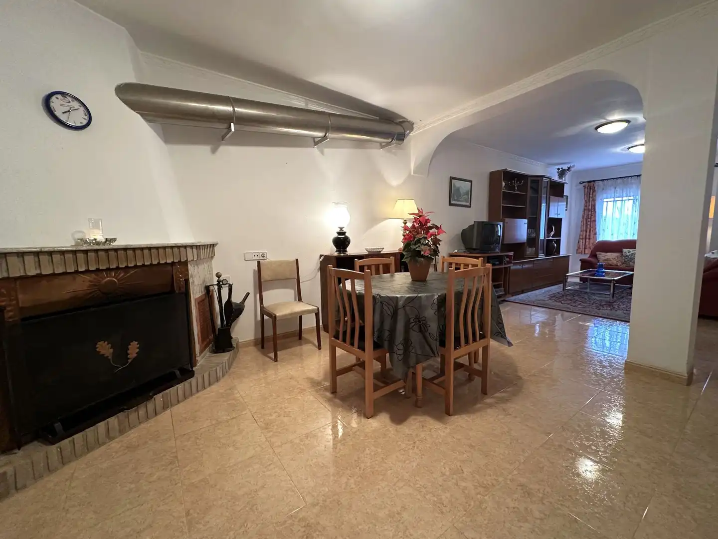 Sala de estar de Casa adosada en venta en Albaida con Aire acondicionado y Amueblado
