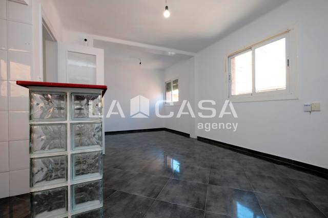 Piso en Venta en Carrer de la Maladeta en Porta