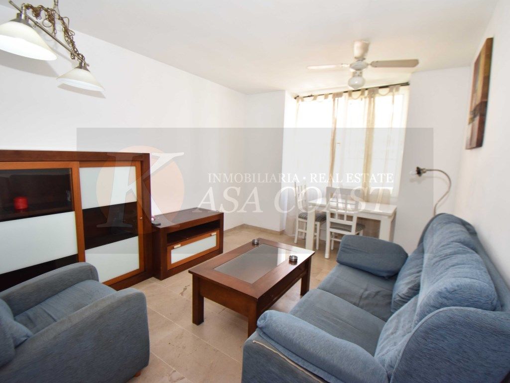 Sala de estar de Piso en venta en Fuengirola con Balcón