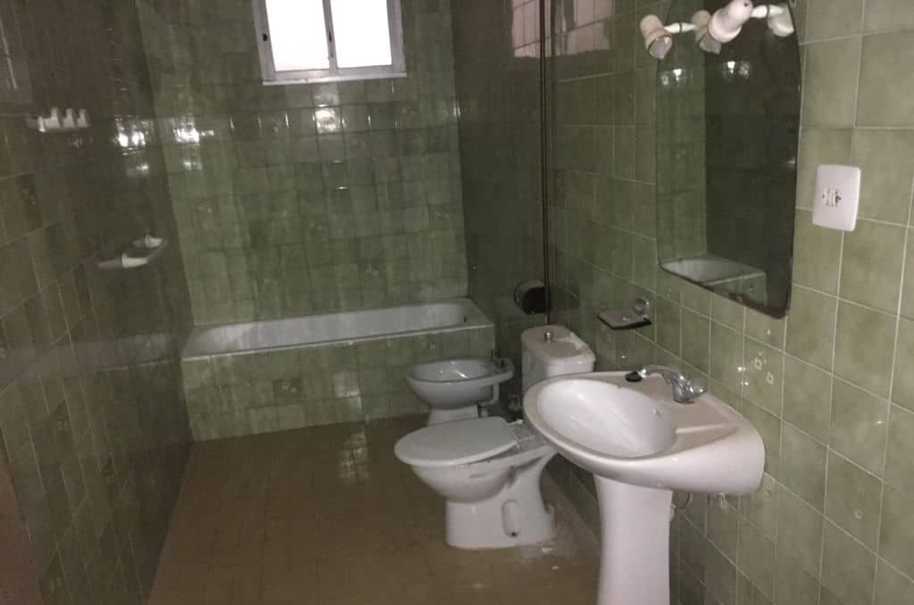 Bathroom of Flat for sale in Sagunto / Sagunt  with Alarm