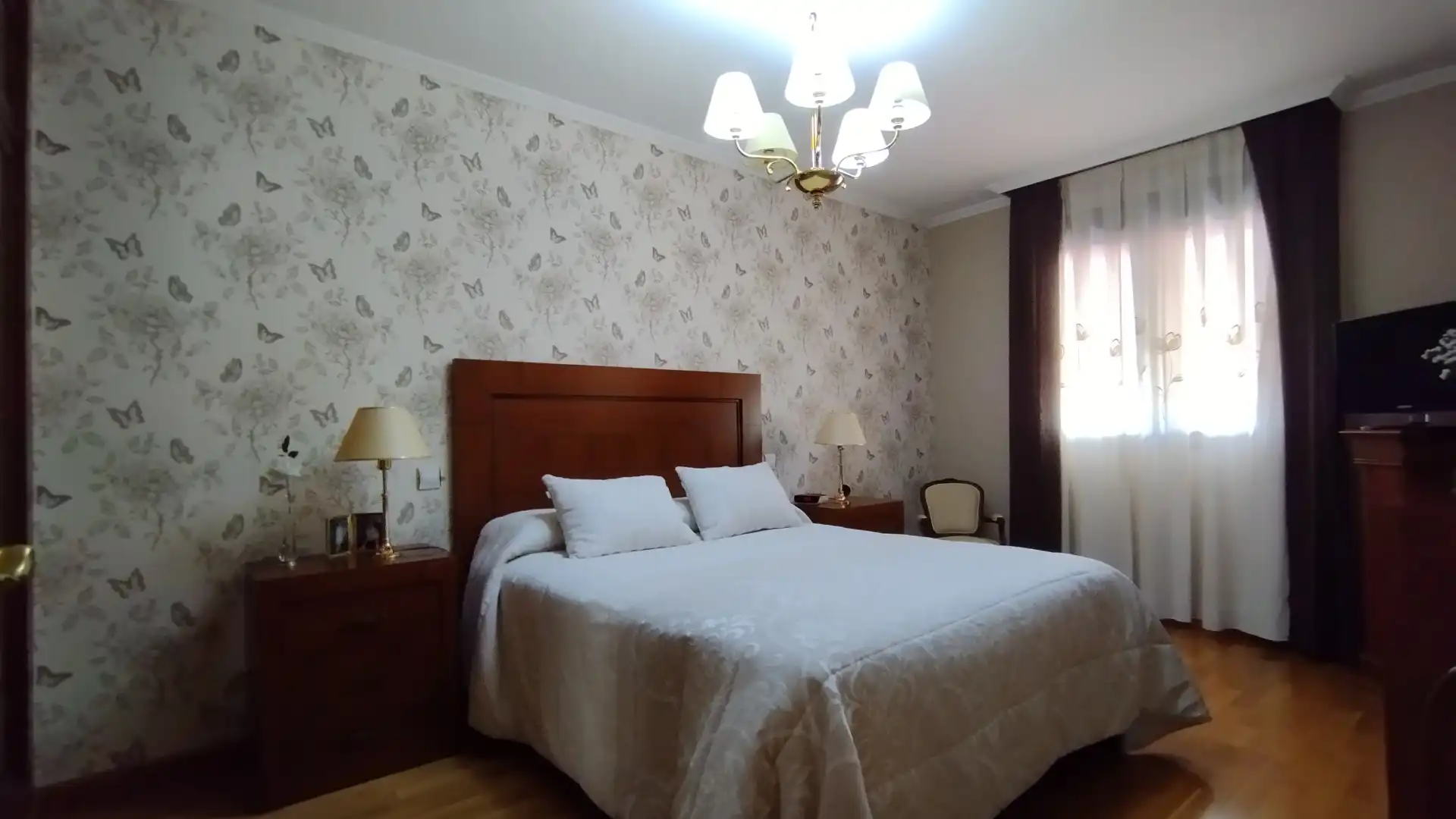 Habitación de Casa adosada en venta en Medina del Campo con Calefacción y Trastero
