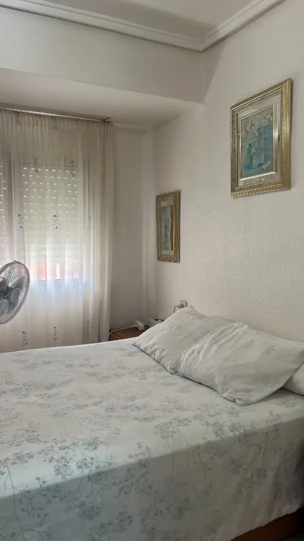 Bedroom of Flat for sale in Valencia  with Air Conditioner