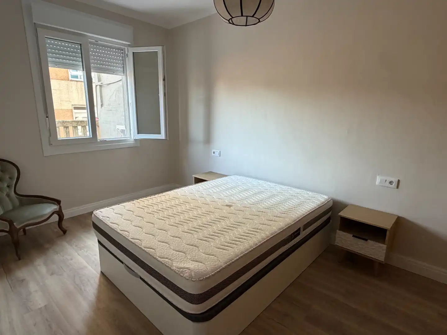 Schlafzimmer von Wohnung zur Miete in O Carballiño   mit Klimaanlage, Terrasse und Möbliert
