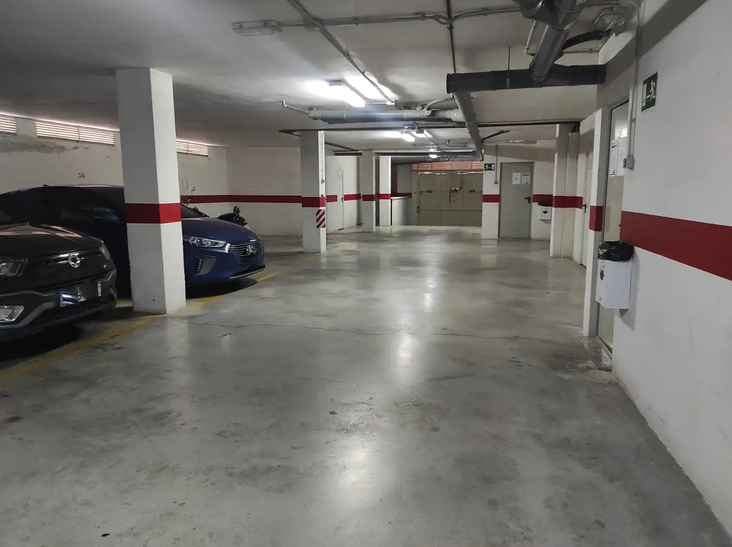 Parking de Piso en venta en Murcia con Trastero y Amueblado