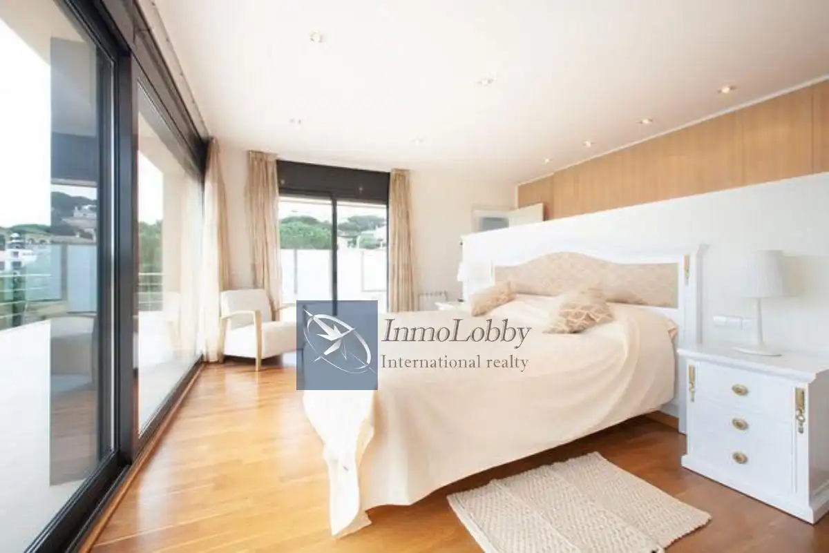Schlafzimmer von Haus oder Chalet zum Verkauf in Sant Feliu de Guíxols mit Klimaanlage, Heizung und Terrasse