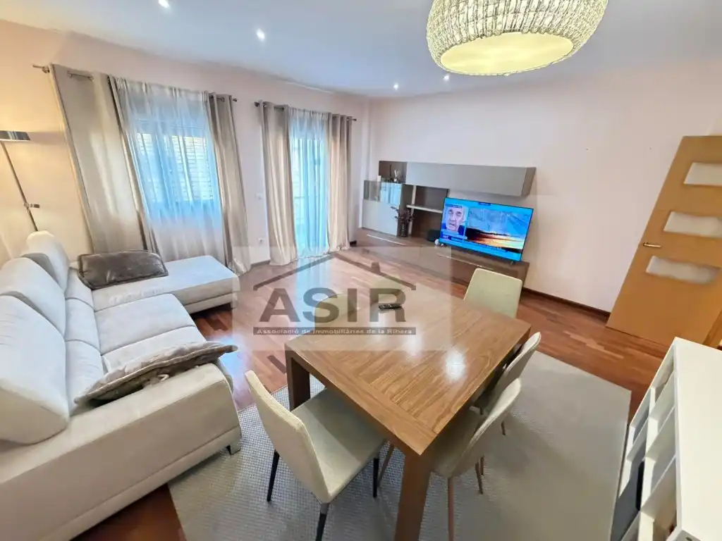 Sala d'estar de Pis en venda en Alzira amb Aire condicionat i Terrassa