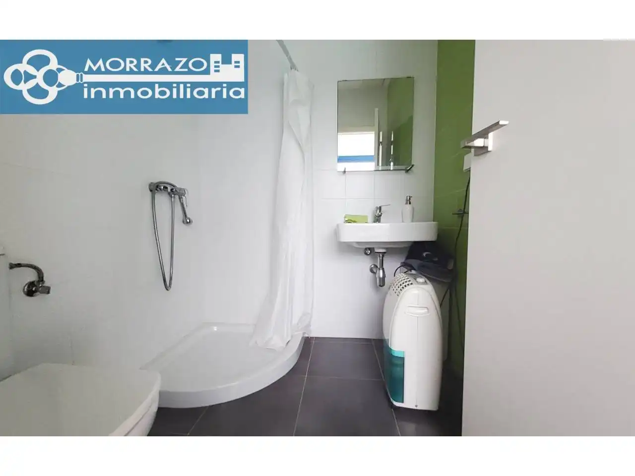 Baño de Dúplex en venta en Bueu con Calefacción, Terraza y Trastero